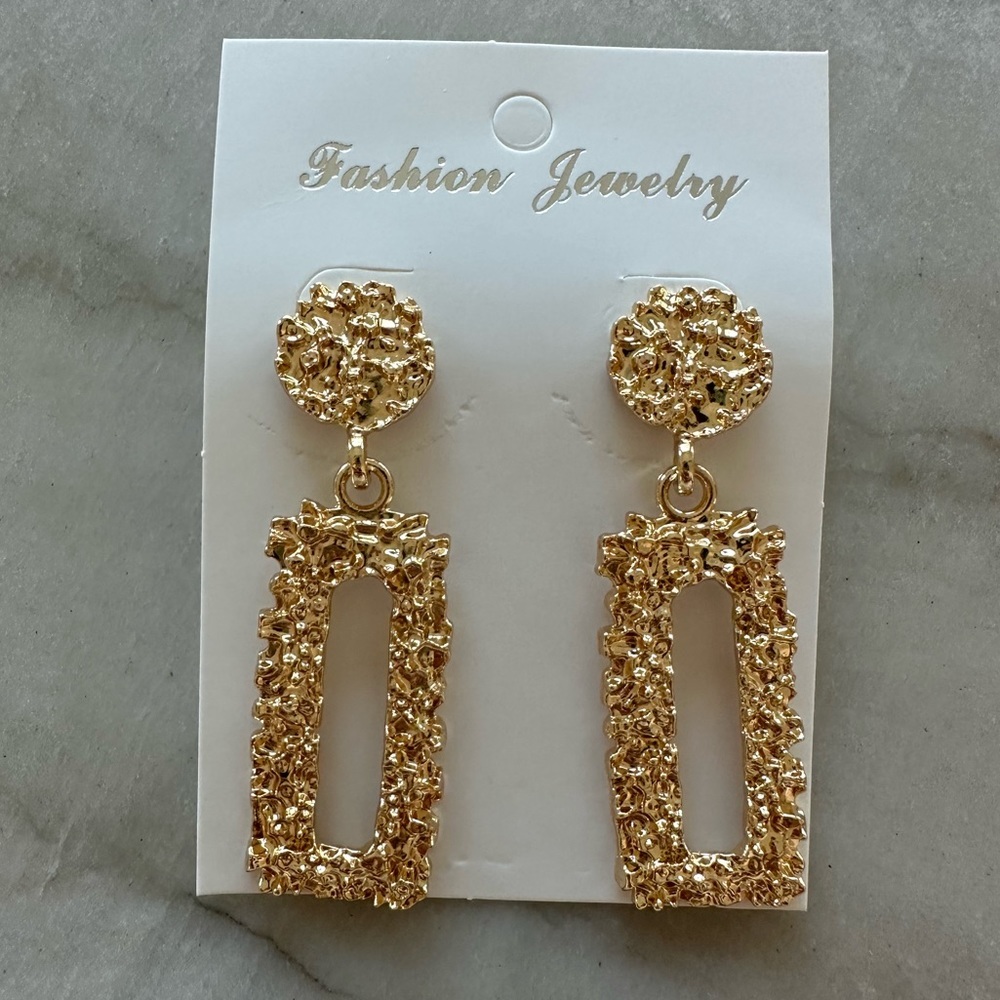 Earring Women - Picture 1 of 3